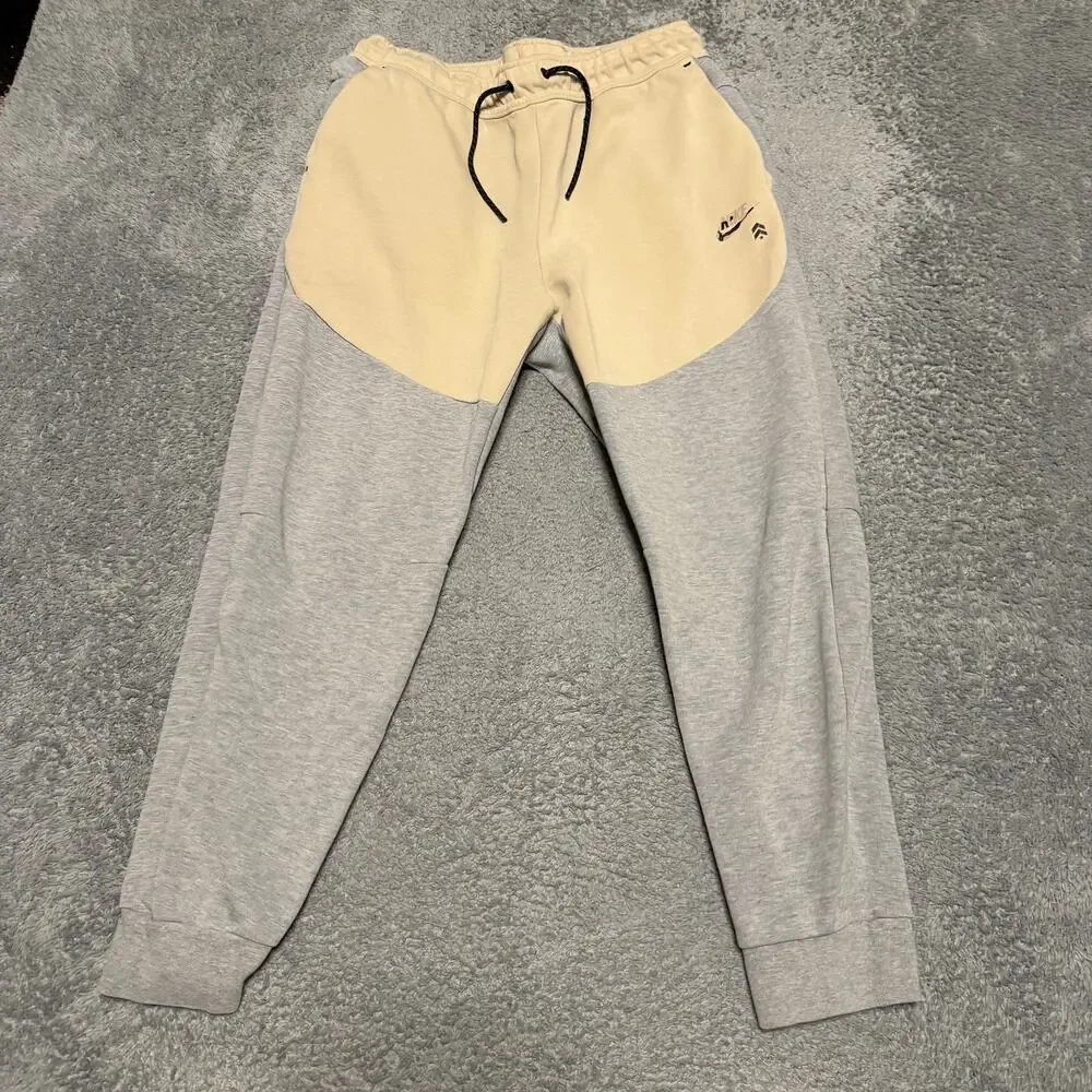 Nike Tech Fleece Sweatpants Mens Large Tan Gray Jogger Colorblock CU4495